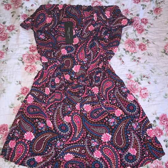 ROMEO + JULIET ROMPER Pink Black Paisley Strapless Shorts New NEW Medium M USA - Picture 1 of 12
